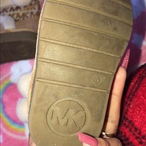 MK toddler boots 🥾